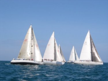 The annual King's Cup Regatta continued to pay tribute on the King's Birthday to the nation's most respected sailor.