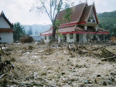 Kamala temple on Phuket a few days after the tsunami struck in 2004