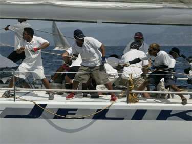 King's Cup 2007 racing class champion, Frank Pong and his crew on Jelik