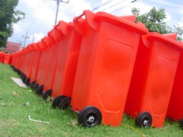Phuket trash bins in any color you like as long as it's orange
