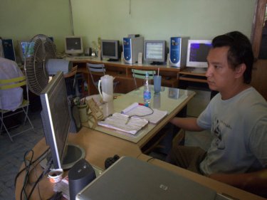 A quiet Phuket Internet cafe that may become even quieter from Monday