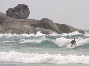 Wipeouts but no blackouts as surfers enjoy Phuket's Kata