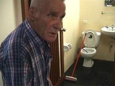 Rohloef Jeck's Phuket holiday includes a brush with a dirty toilet