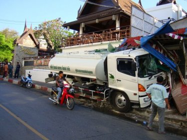 The watertruck on the pavement in Karon. No-one was injured
