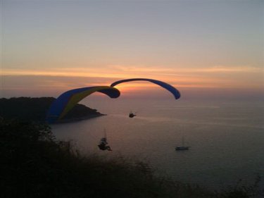 Phuket ''Fun Fly'' as paragliders enjoy some scenic thrills above the island