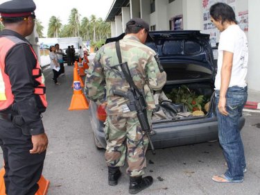 A Phuket checkpoint in operation: Phuket will be under tight security this weekend