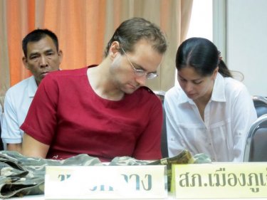 American Ronald Fanelli tells a Phuket Prison visitor: 'It wasn't a murder'