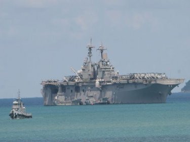 A US warship off Phuket: the latest visit anchors near Pattaya