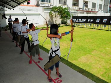 Phuket residents and visitors get a chance to add strings to their bows