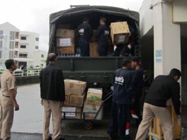 Loaded and ready to roll, Phuket sends vital goods off to help Japan