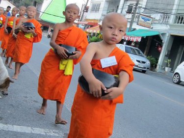 Nine small boys in saffron robes lift Phuket spirits