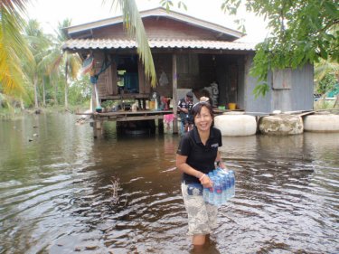 Phuket aid on its way direct to flood victims in the South