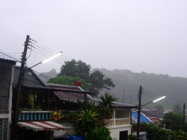 Phuketwan's weather cam over Phuket City, Thursday morning
