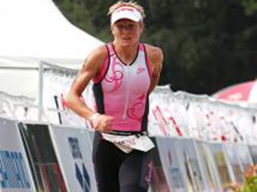 2011 Ironman 70.3 World Champion Melissa Rollison, bound for Phuket