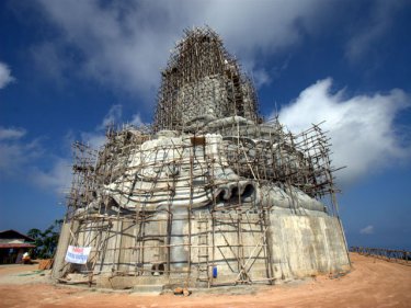 The Big Buddha during construction work in 2007