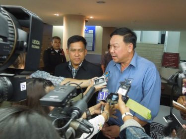 General Chatchai Potaranan from Bangkok talks to the Phuket media