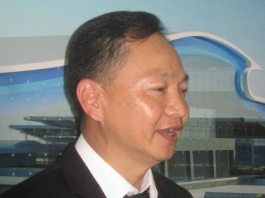 Wing Commander Prathuang Somkhom: no takers to enlarge Phuket airport