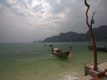 Ton Sai Bay on Phi Phi: what killed a Frenchman man never be determined