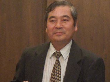 Vietnamese Ambassador Ngo Duc Thang on Phuket yesterday - 20120904095642_1_normal