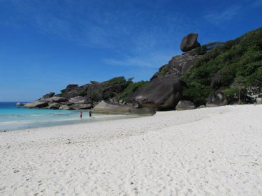 The Similans, back and beautiful as ever after a monsoon season break