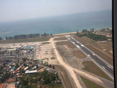 Phuket's airport may stay small and give Phuket the right kind of future