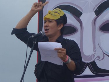 The mask group returned to a Phuket park today for more speeches