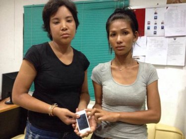 Arrested ladyboys held in Patong last night after a snatch from a Swede