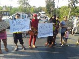 UPDATE Angry Residents' Blockade North of Phuket Wins Promise of Safer Road