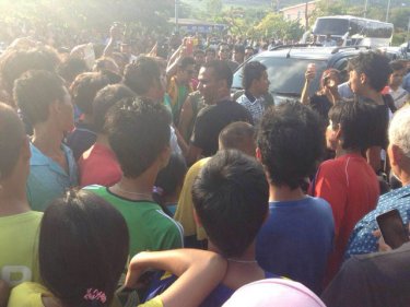 About 500 people blockade Phuket's main road north of the airport turnoff