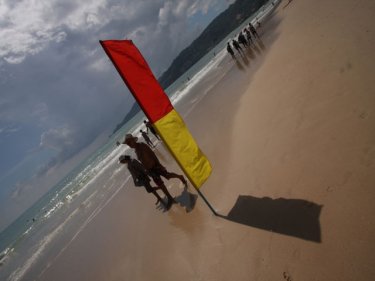 Swim-between-the-flags won't be spotted on Phuket beaches from today