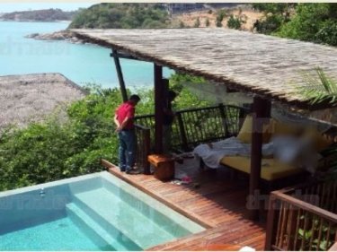 The clifftop sala at the ritzy Samui resort where the naked body was found