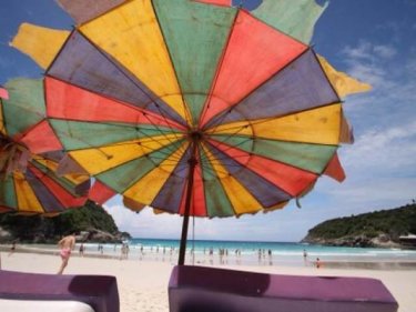 Goodbye to all loungers and umbrellas, says Rawai's mayor