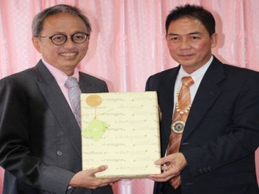 Paiboon Upatising with Phuket's NRC rep Cherdchai Wongseree