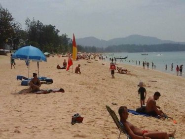 Karon beach, where sunbeds and umbrellas are earning fines