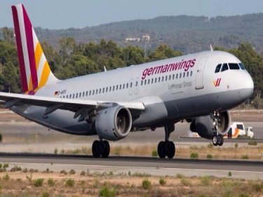 A Germanwings aircraft similar to the one that crashed in France
