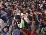 Traffickers Dump Hundreds of Boatpeople off Malaysia Amid Crackdown