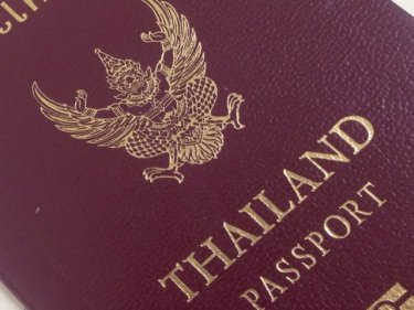 Fugitve former PM Thaksin Shinawatra has both his Thai passports cancelled