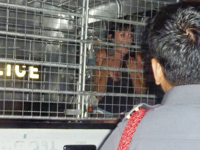 mari carmen presa phuket detenidos españoles en phuket
