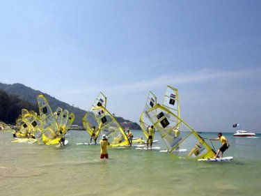 Start of the first International Windsurf title on January 16 at Nai Yang