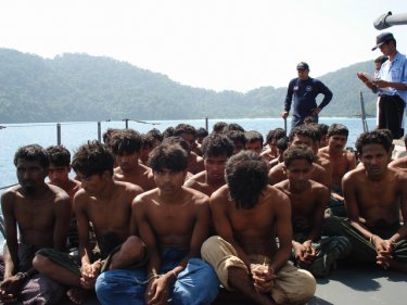 Captured Rohingya in the hands of the Royal Thai Navy last weekend