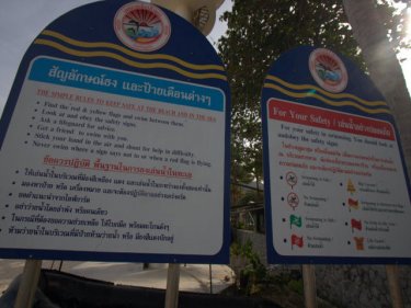 New warning signs at Patong spell out swim dangers well