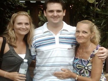 Kimberley Richards with brother Ben and mother Jan