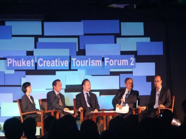 The panel lines up at the Phuket Creative Tourism Forum 2