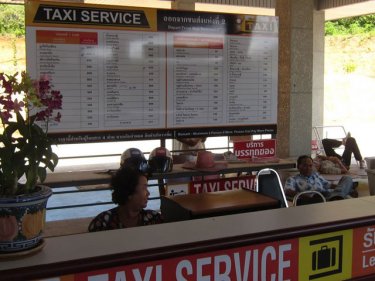 Set prices at Phuket's new bus station cannot stop incoming rip-offs