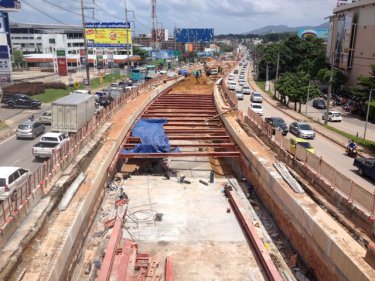Going down: the level of the underpass is dropping as work continues on the first big Phuket intersection project at Central Festival Phuket