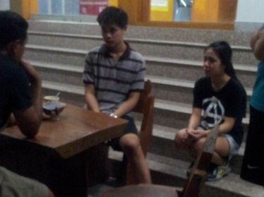 Police interview the couple robbed near Bang Tao beach