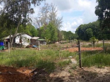 The land where the sea gypsies are expected to live, 5km from the sea