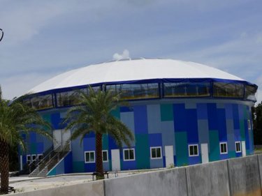 The dolphinarium in southern Phuket: Officials are checking the venue