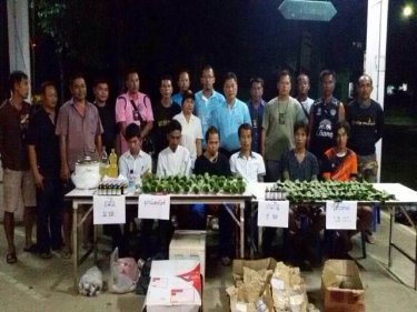 Six men arrested north of Phuket for collecting parcel post drug deliveries