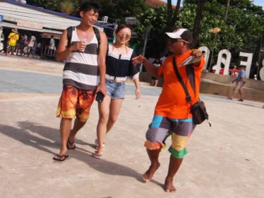 Jet-ski tout: What the minister didn't see at Patong beach yesterday